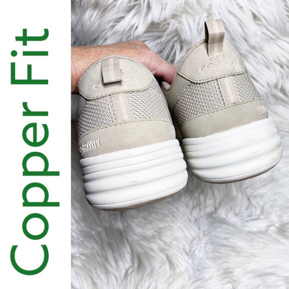 COPPER FIT FREEDOM ZERO GRAVITY MENโS SLIP ON LOW TOP WALKING SNEAKERS BEIGE 9.5 - Picture 7 of 11